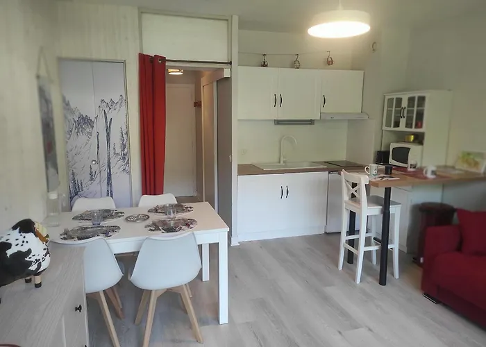 Апартаменты Du Stade *