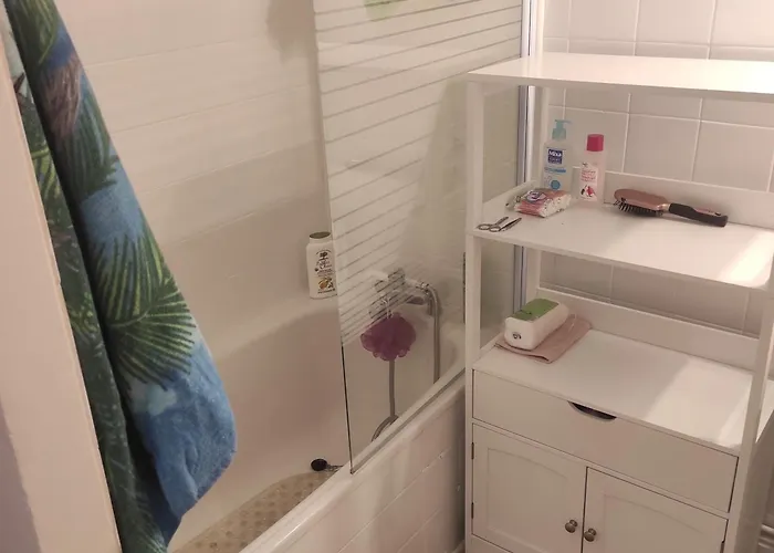 Du Stade Апартаменты Сен-Лари-Сулан